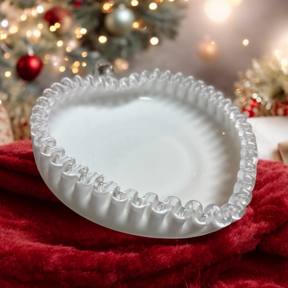 Fenton Milk Glass Heart Shaped Bowl - Picture 4 of 9
